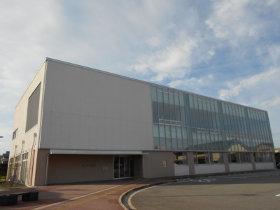 朝日町図書館